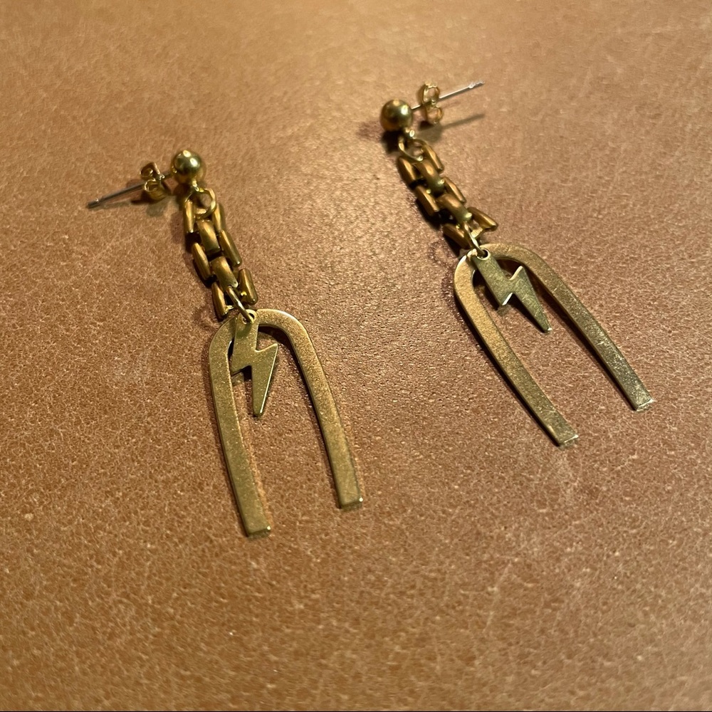 Brass lightning bolt earrings - Picture 3 of 5